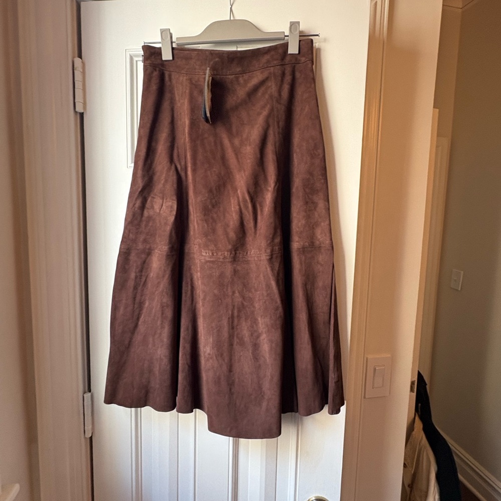 Elegant Brown Ralph Lauren  Suede Skirt - Picture 4 of 5